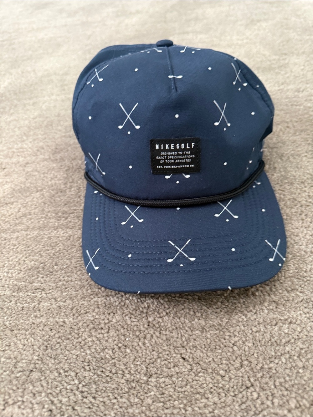 Nike Golf Navy Cap with White Crossed-Club Print